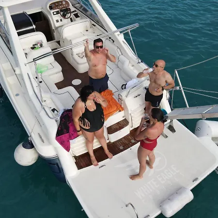 White Eagle Cruises Sani Ботель Сани-Бич