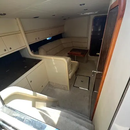 船上ホテル White Eagle Cruises Sani Sani (Chalkidiki)